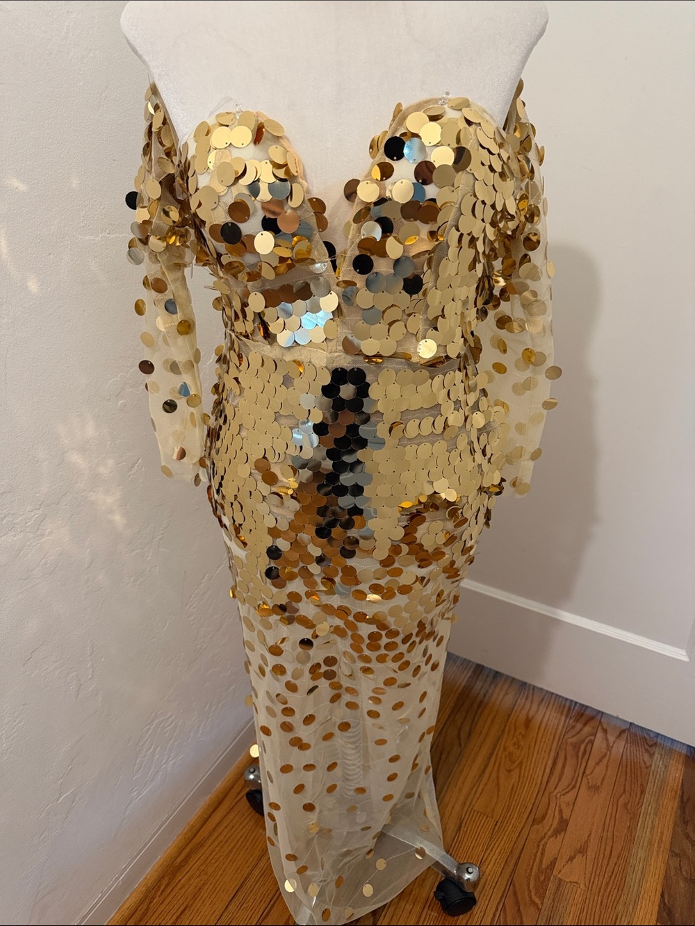 HALLOWEEN Costume  Gold Sequin Long Sleeve Mermaid Goddess